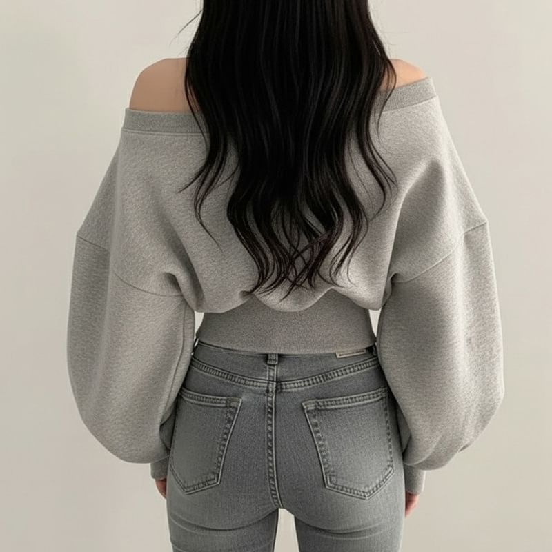 Cold-Shoulder Puff-Sleeve Slim-Fit Sweatshirt in Solid Tone
