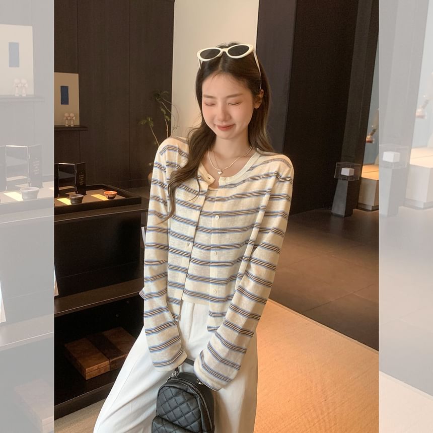 V-Neck Plain Cardigan / Tank Top