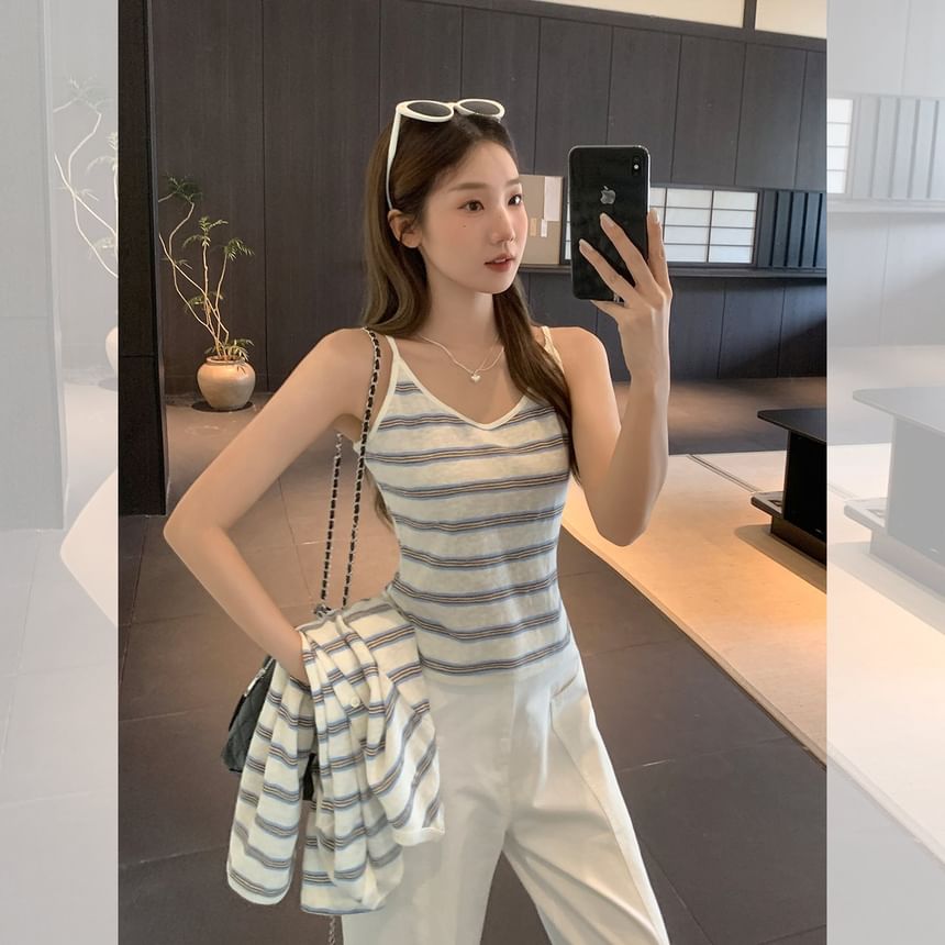 V-Neck Plain Cardigan / Tank Top