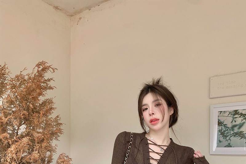 Ribbed Knit Top with Lace-Up V-Neck and Extended Sleeves
