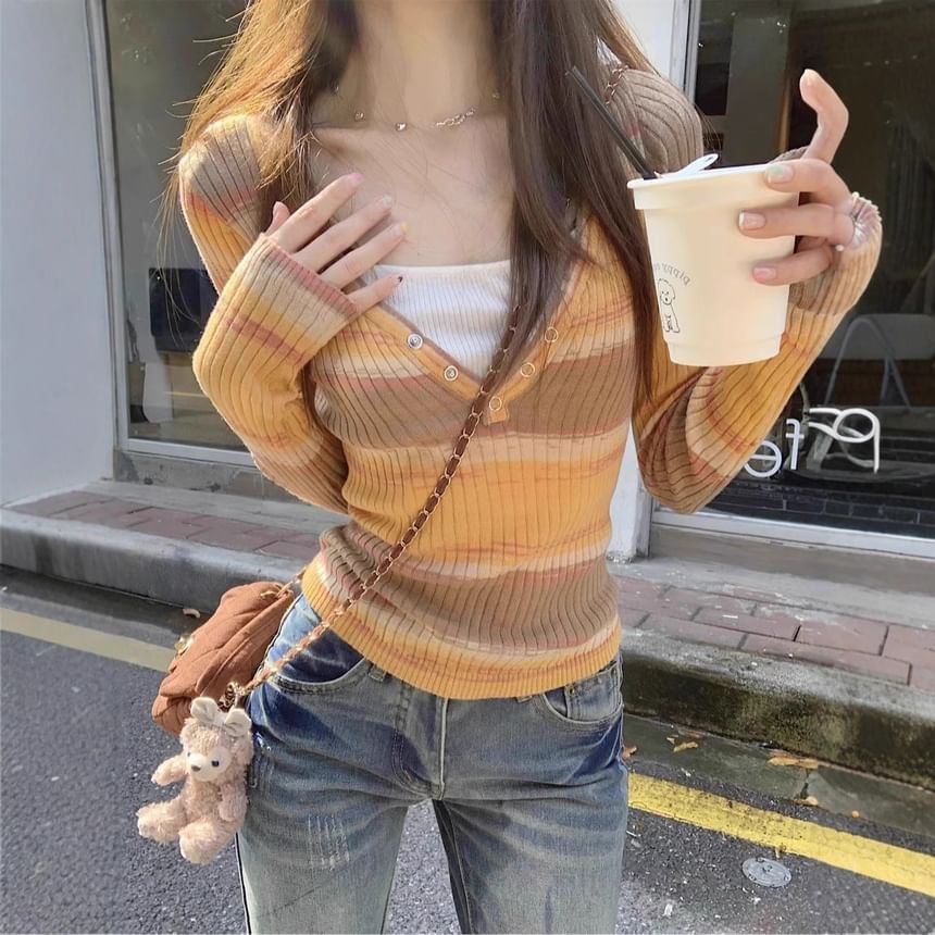 Striped Ribbed Knit Top with V-Neckline and Long Sleeves