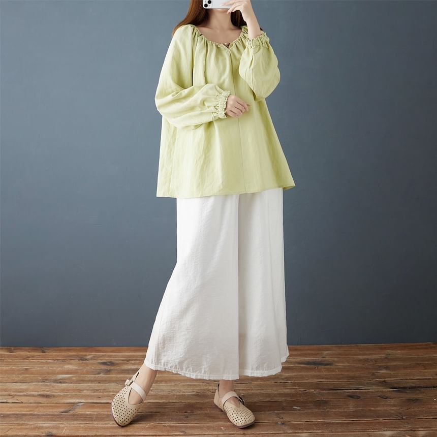 Plain Blouse with Round Neck and Long Sleeves