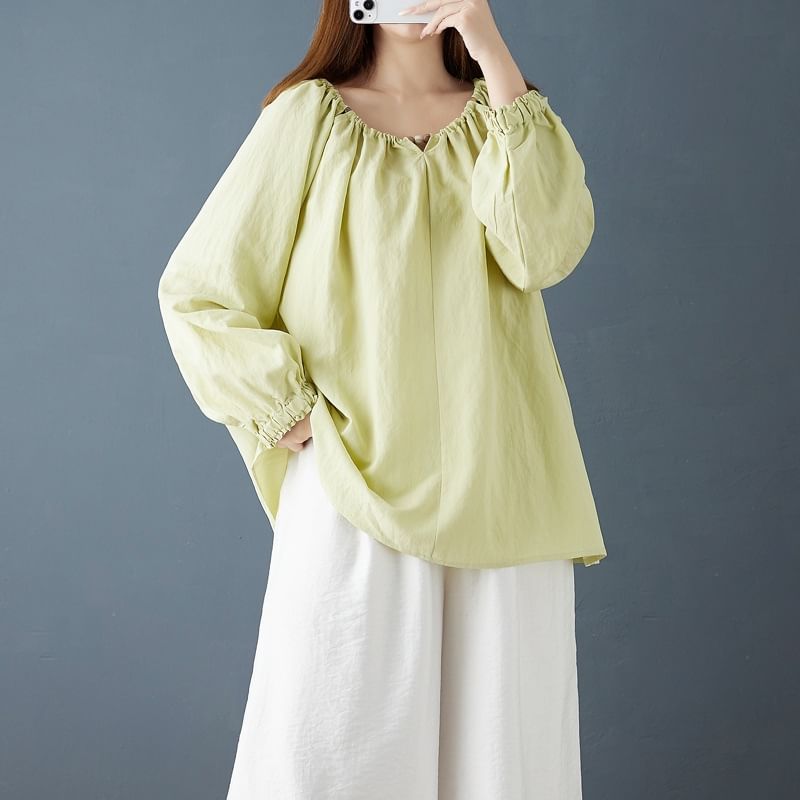 Plain Blouse with Round Neck and Long Sleeves