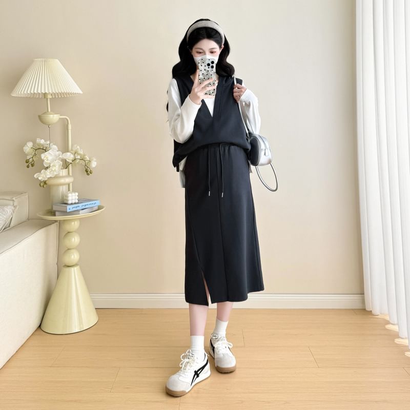 Maternity T-Shirt & Vest & Slit Midi Skirt Set