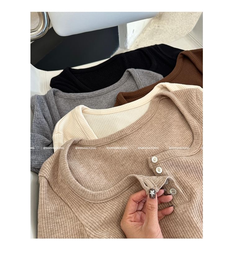Ribbed Slim-Fit Tee with Scoop Neck and Extended Sleeves