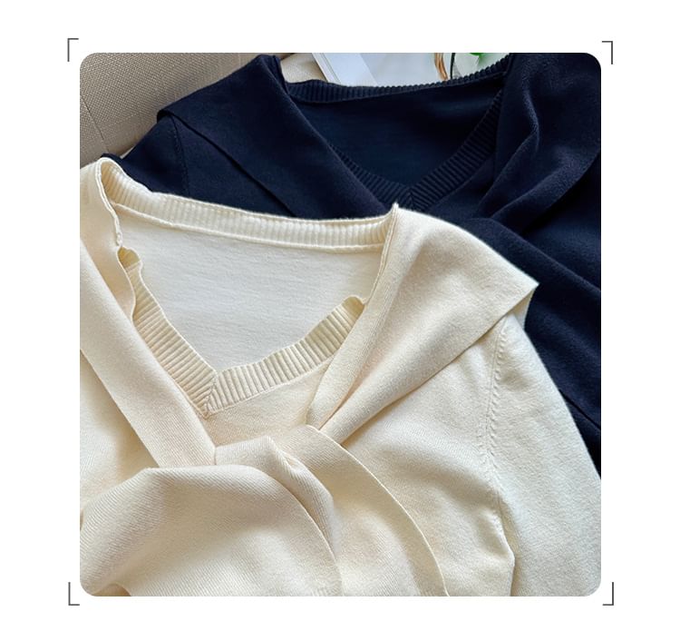 Mock Two-Piece Crop Knit Top with V-Neck and Long Sleeves