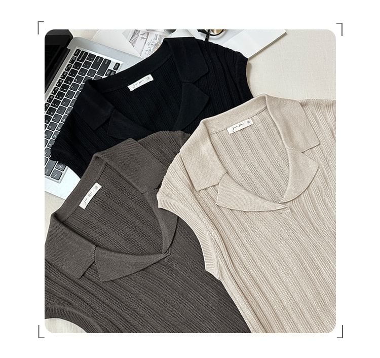 Slim-Fit Knit Top with Cap Sleeves and Notch Lapel in Solid Color
