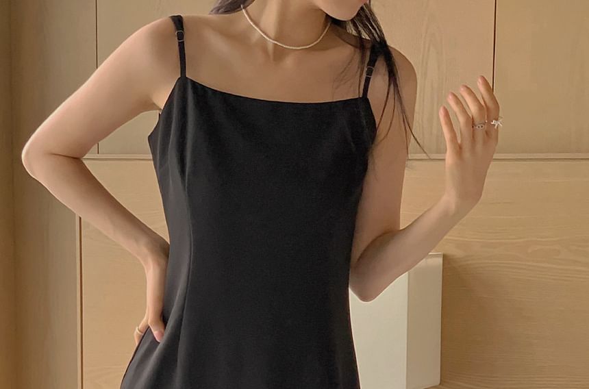 Set: Spaghetti Strap Sweetheart Neck Plain Midi A-Line Dress + Single Breasted Crop Blazer