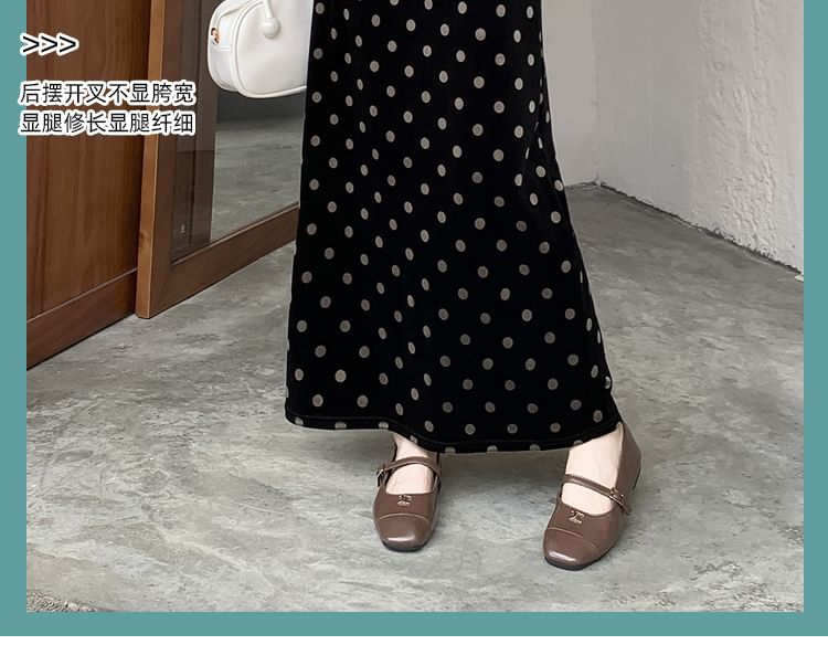 Dotted Slit Maxi H-Line Skirt