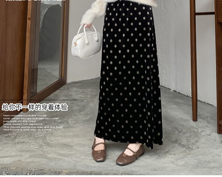 Dotted Slit Maxi H-Line Skirt