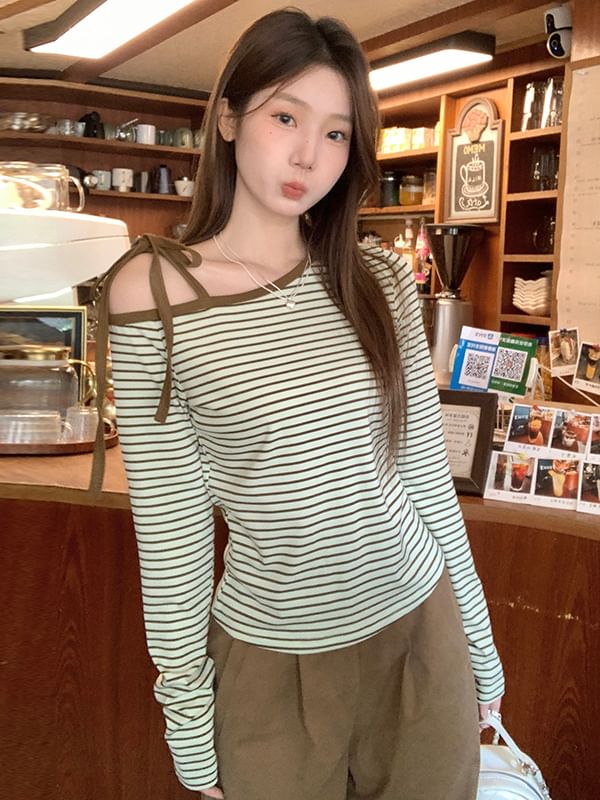 Striped Cold-Shoulder Tee with Extended Sleeves