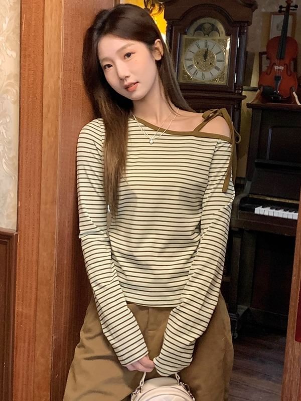 Striped Cold-Shoulder Tee with Extended Sleeves