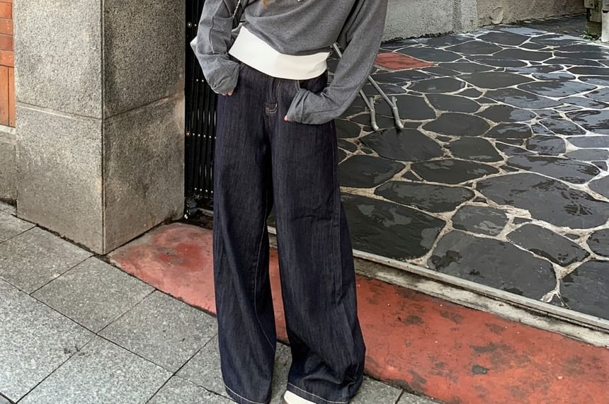 Cold-Shoulder Mock Two-Piece Tee with Long Sleeves