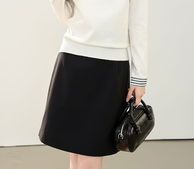 Striped Panel Knit Top with Collar and Extended Sleeves