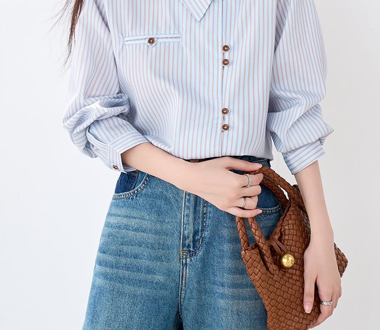 Asymmetric Button-Up Shirt with Collar and Long Sleeves in Stripes