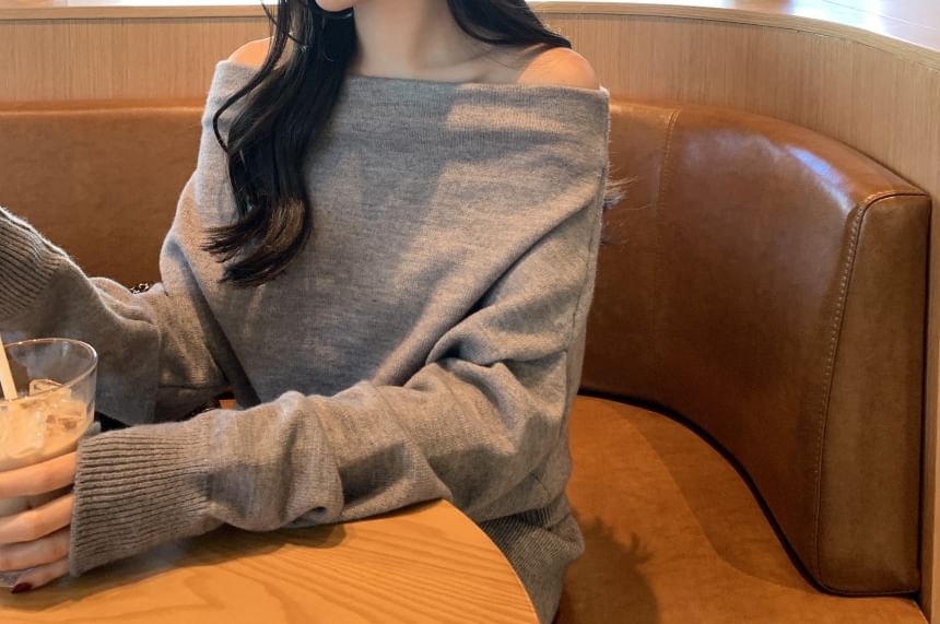 Two-Piece Outfit: Plain Knit Boatneck Top and Wide-Leg Trousers