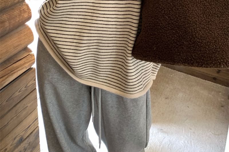 Striped Sweater with Crewneck