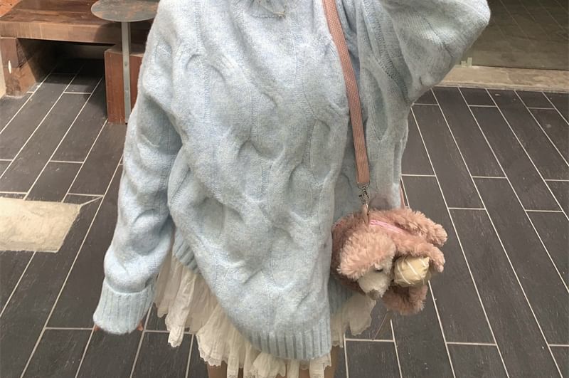 Cable Knit Plain Sweater with Crewneck