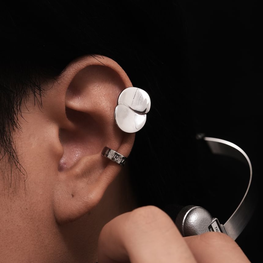 Stainless Steel Glossy Ear Cuff