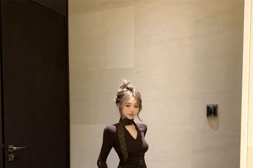 Long-Sleeve V-Neck Top & High Rise Dotted Maxi A-Line Skirt