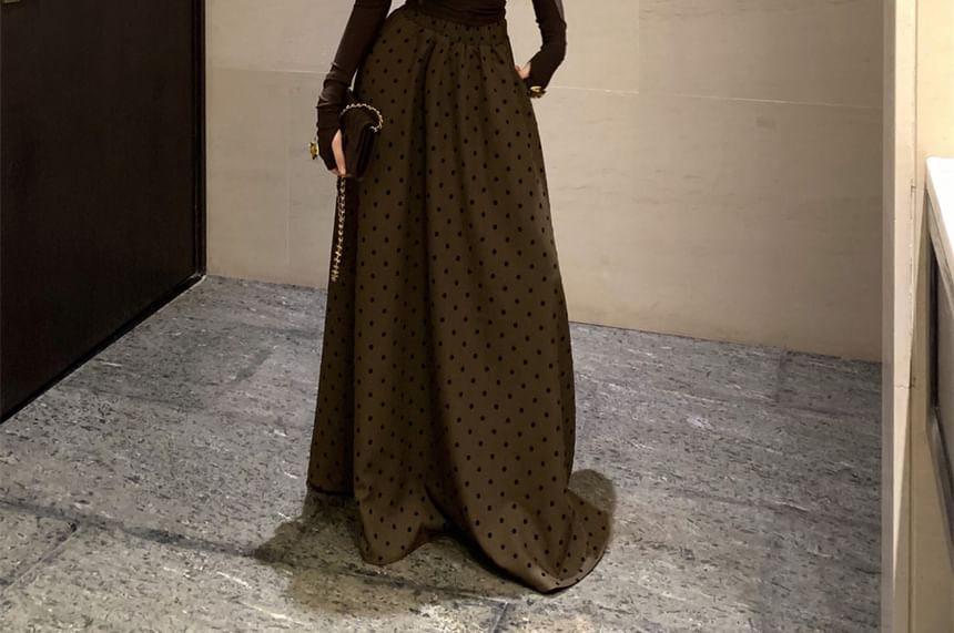 Long-Sleeve V-Neck Top & High Rise Dotted Maxi A-Line Skirt