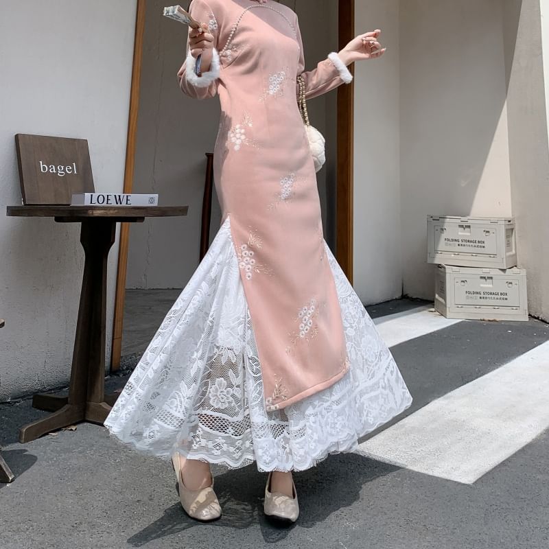 Lace Maxi A-Line Skirt