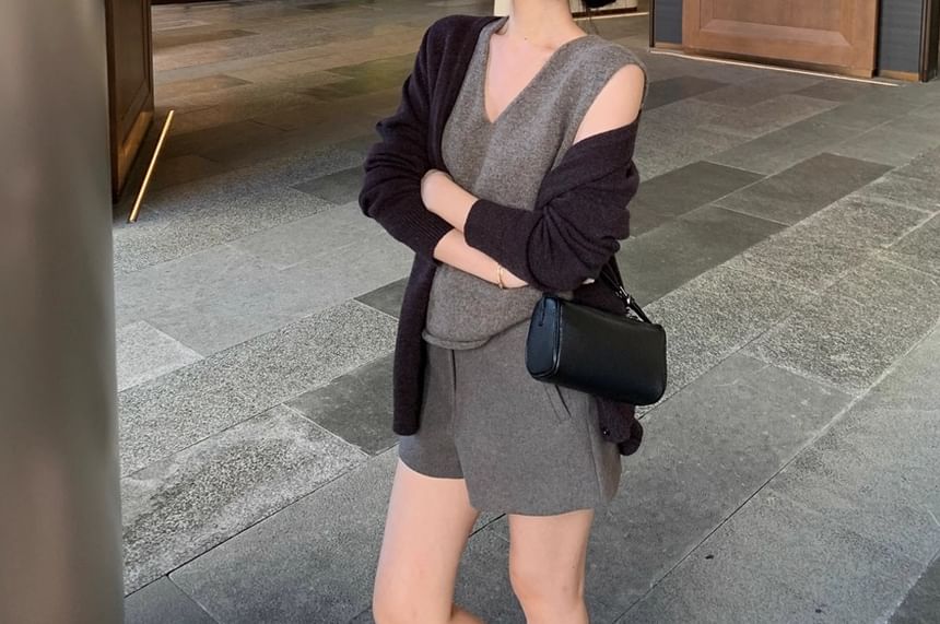 V-Neck Button-Up Plain Cardigan / Tank Top