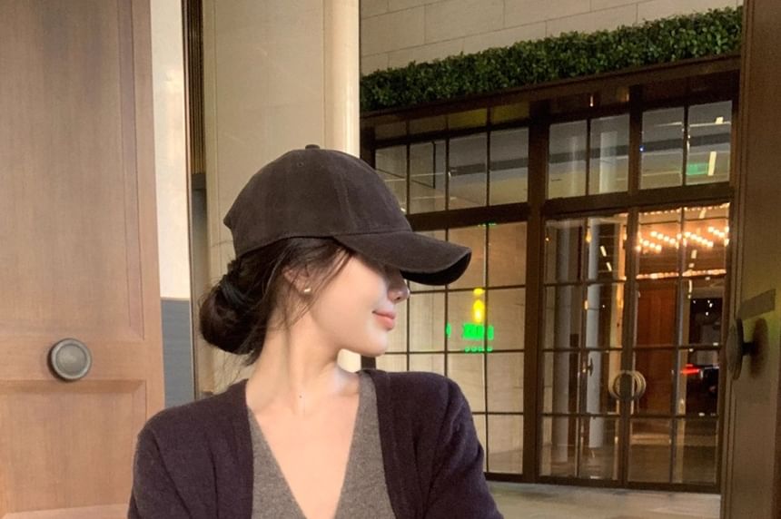 V-Neck Button-Up Plain Cardigan / Tank Top