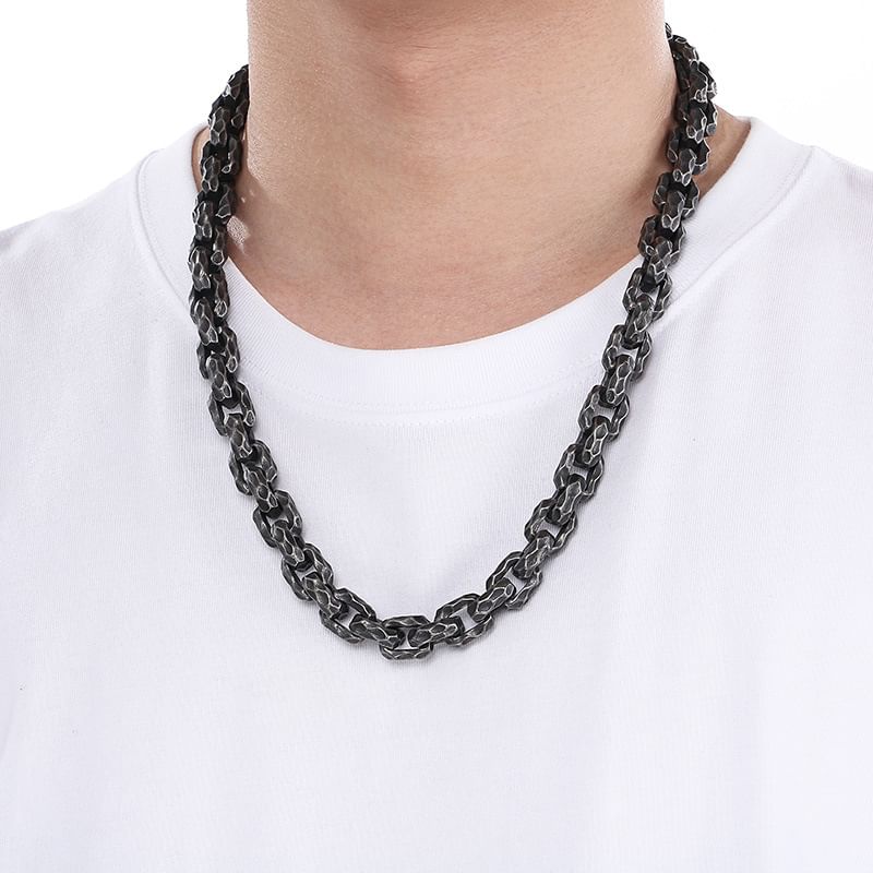 Textured Chunky Chain Necklace
