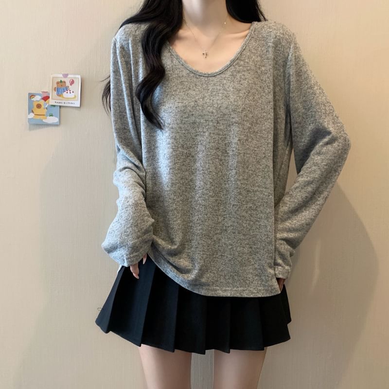 Scoop Neck Tee with Long Sleeves