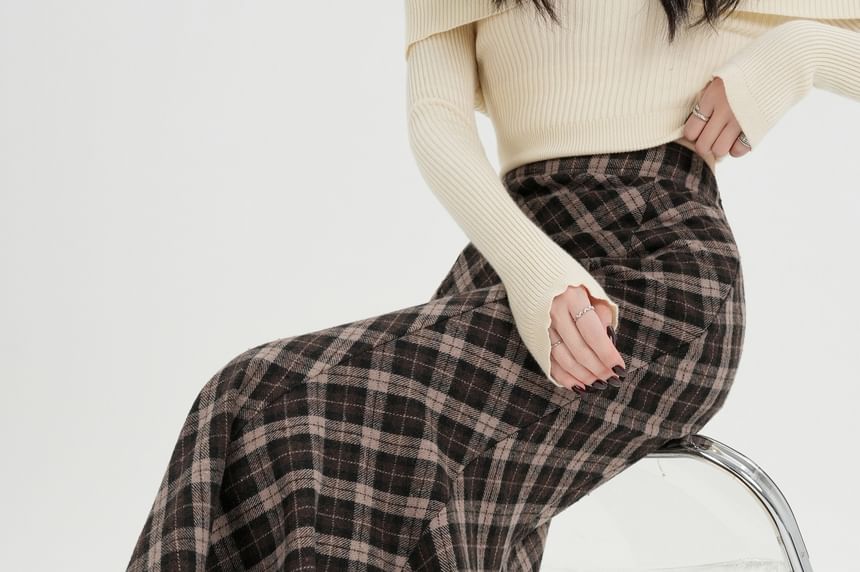 High Rise Plaid Maxi Fishtail Skirt