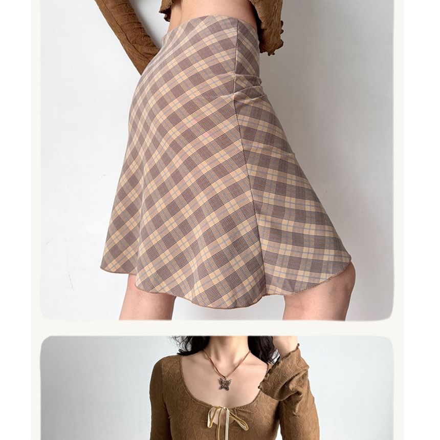 Mid Rise Plaid H-Line Skirt