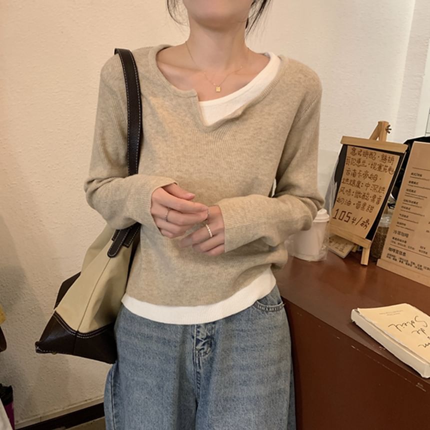 Loose-Fit Color-Block Sweater with Mock Two-Piece V-Neck and Long Sleeves
