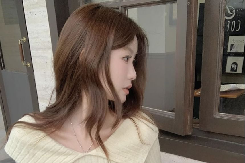 Fitted Knit Top with Collared Neckline & Long Sleeves, Solid Color Design