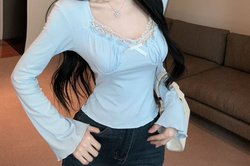 V-Neck Long Sleeve Lace Trim Crop Top
