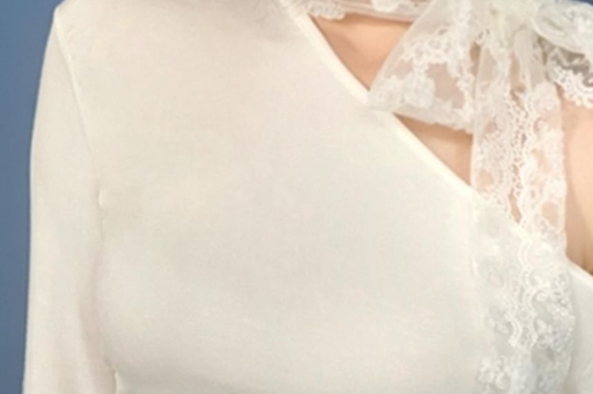 Elegant Lace Panel Cold Shoulder Knit Top
