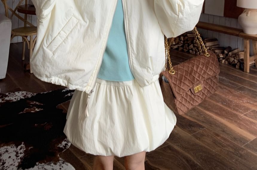 Round Neck Padded Zip Jacket / Mock Neck T-Shirt / Bubble Hem Mini Skirt