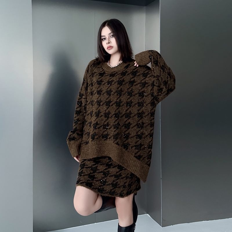 Crew Neck Houndstooth Oversized Sweater / High Rise Knit Mini Pencil Skirt