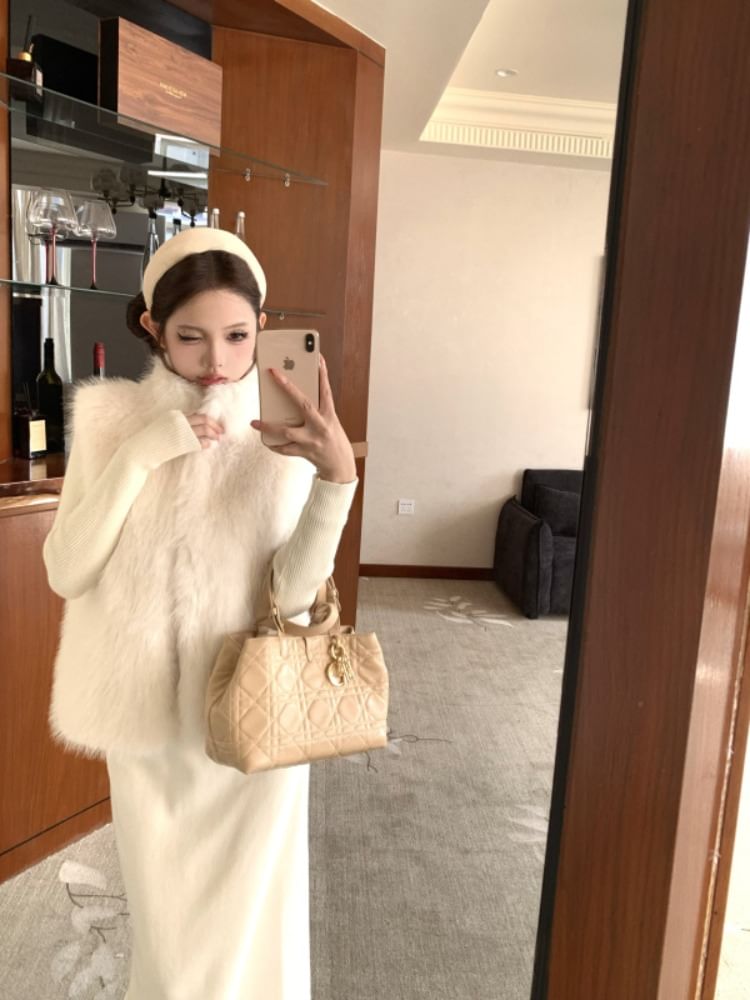 Faux Fur Vest / Long-Sleeve Knit Top / High Rise Side-Slit Maxi Pencil Skirt