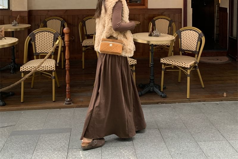 Faux Fur Vest / Long-Sleeve T-Shirt / High Waist Maxi A-Line Skirt