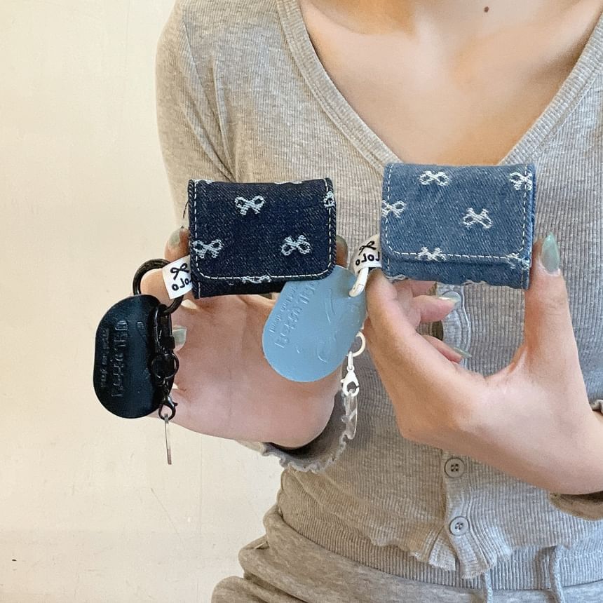 Bow Embroidered Denim Apple AirPods / Pro Earphone Case Skin / Tag Charm / Set