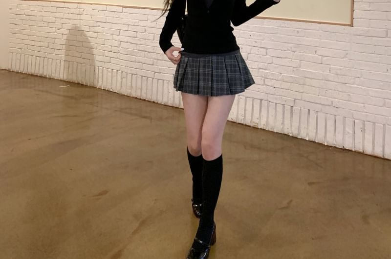 Two-Tone Collared Cardigan & Plaid Pleated Skirt Set