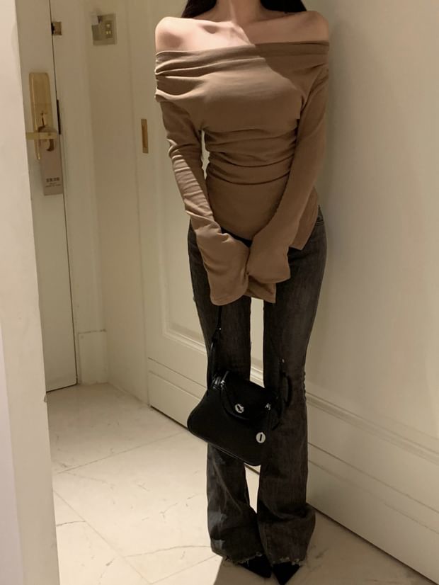 Asymmetric Off-Shoulder Fitted Jersey Top
