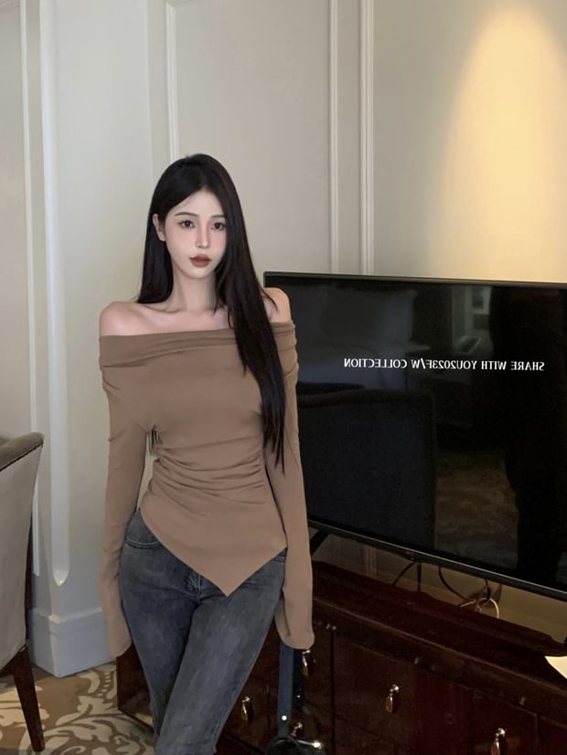 Asymmetric Off-Shoulder Fitted Jersey Top