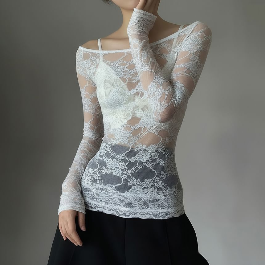 Lace Trim Boat Neck Long Sleeve Top