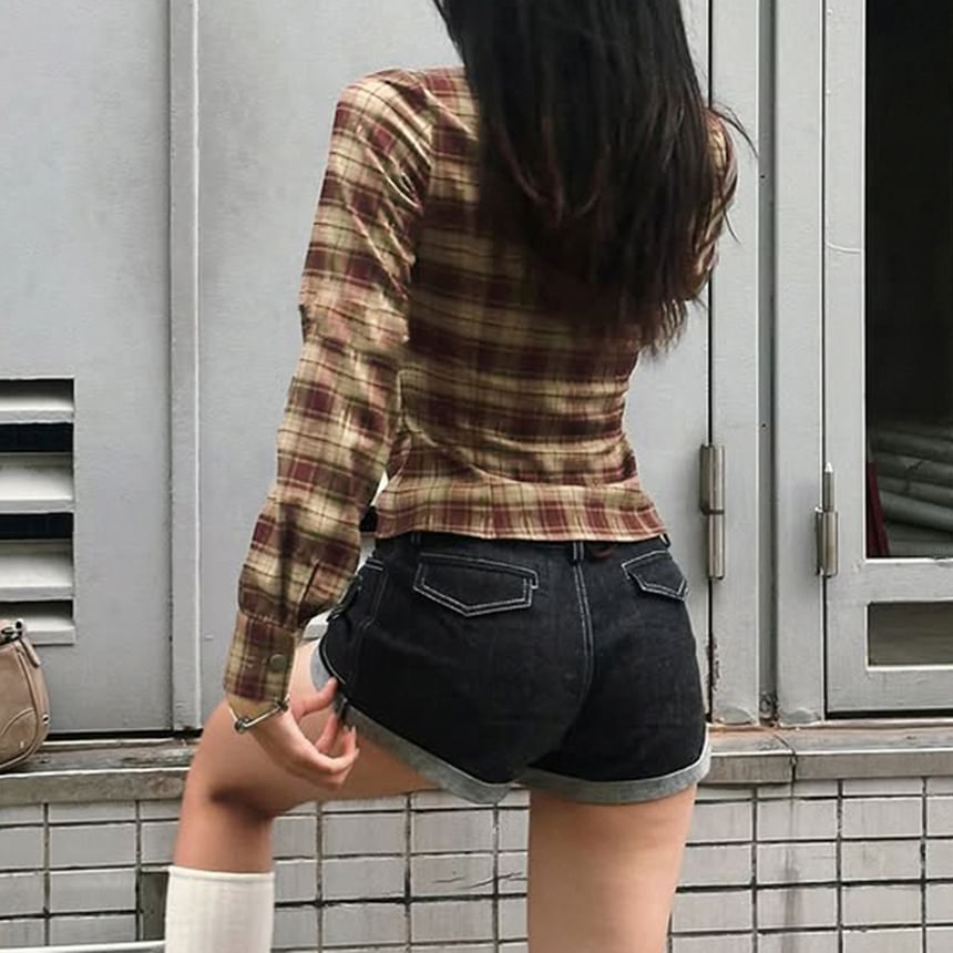 Plaid Collared Slim Crop Button Blouse