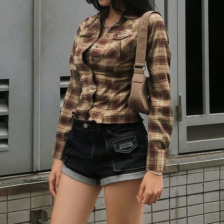 Plaid Collared Slim Crop Button Blouse
