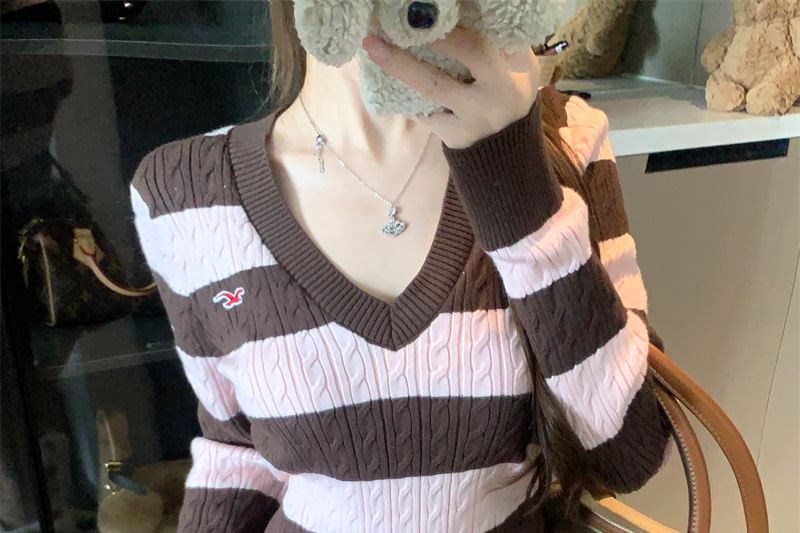 V-Neck Striped Slim Knit Long Sleeve Top