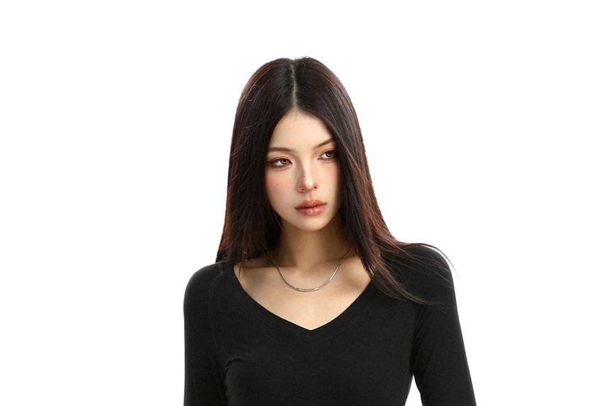 V-Neck Crop Long Sleeve Fitted Jersey Tee