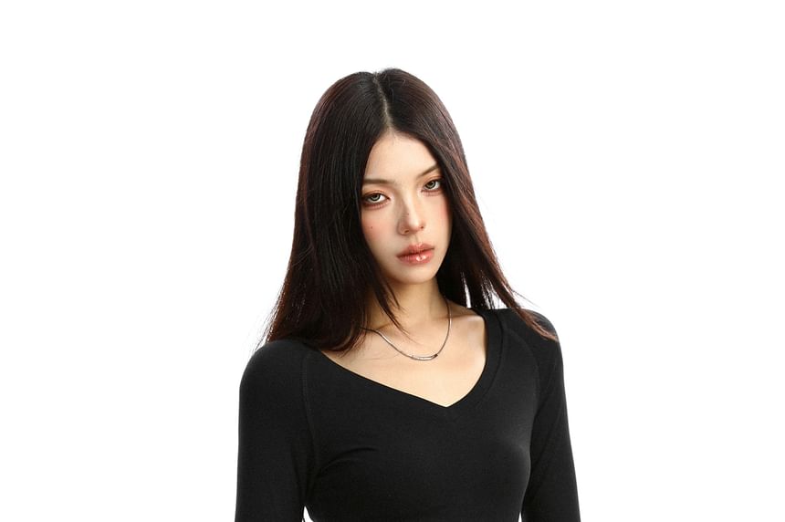 V-Neck Crop Long Sleeve Fitted Jersey Tee